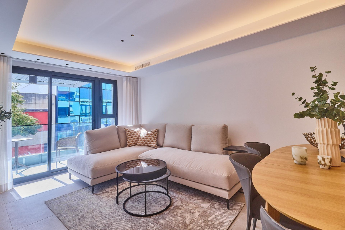 Se vende Apartamento Planta Media de 3 dormitorios en Costa Del Sol, Málaga, España
