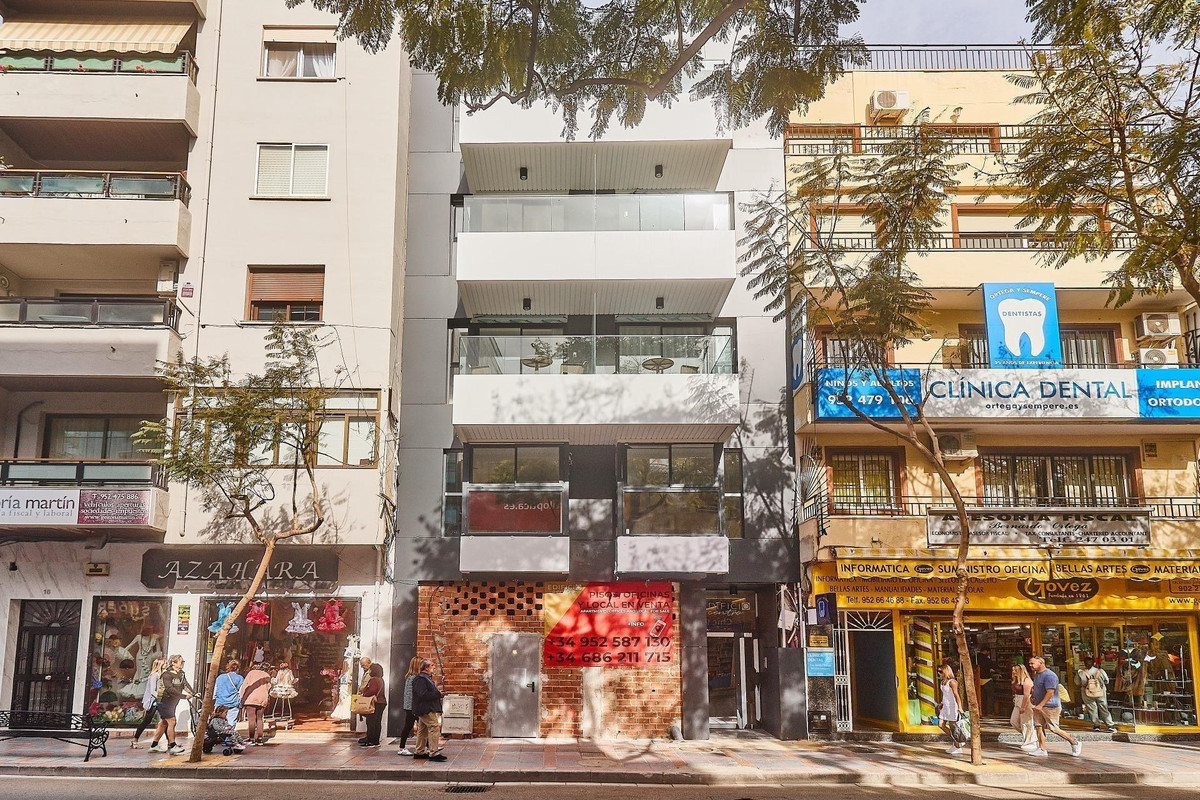Se vende Apartamento Planta Media de 3 dormitorios en Costa Del Sol, Málaga, España