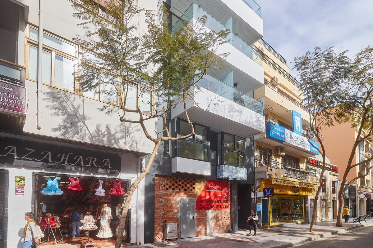 Se vende Apartamento Planta Media de 3 dormitorios en Costa Del Sol, Málaga, España