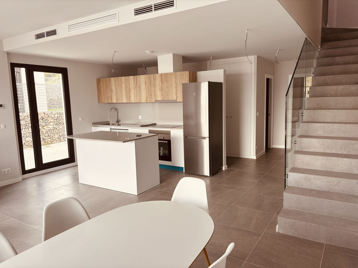 4 Bed Townhouse for sale in Riviera Del Sol Costa Del Sol, Málaga, Spain