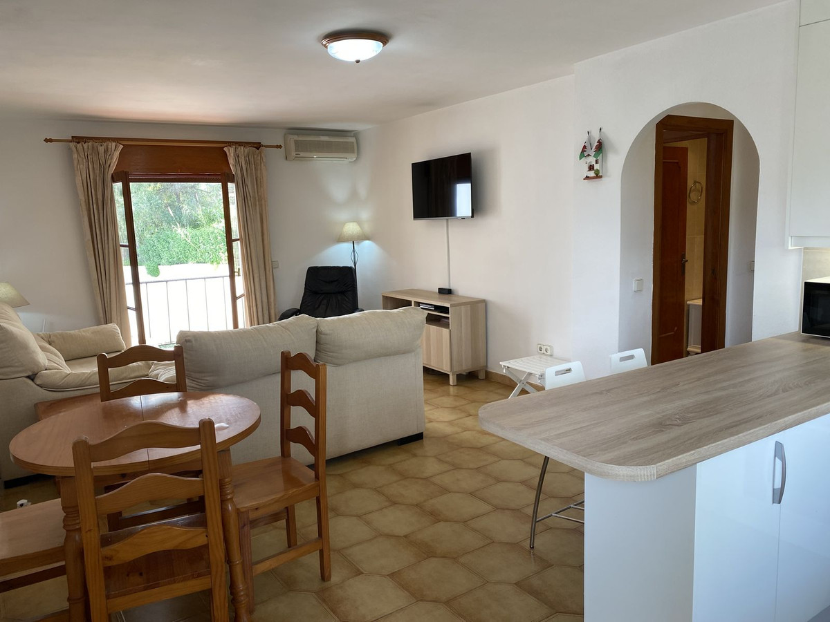 Se vende Apartamento Planta Media de 2 dormitorios en Costa Del Sol, Málaga, España