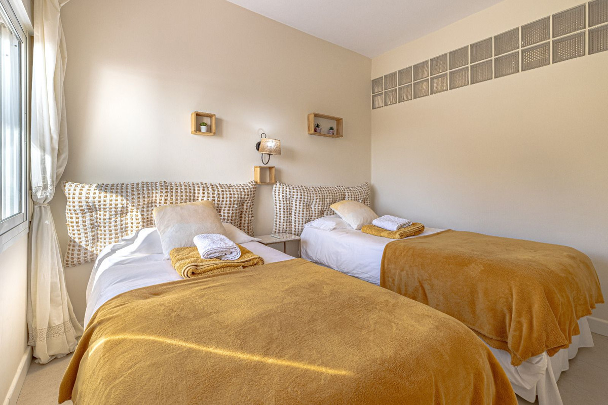 Se vende Apartamento Planta Media de 1 dormitorios en Costa Del Sol, Málaga, España