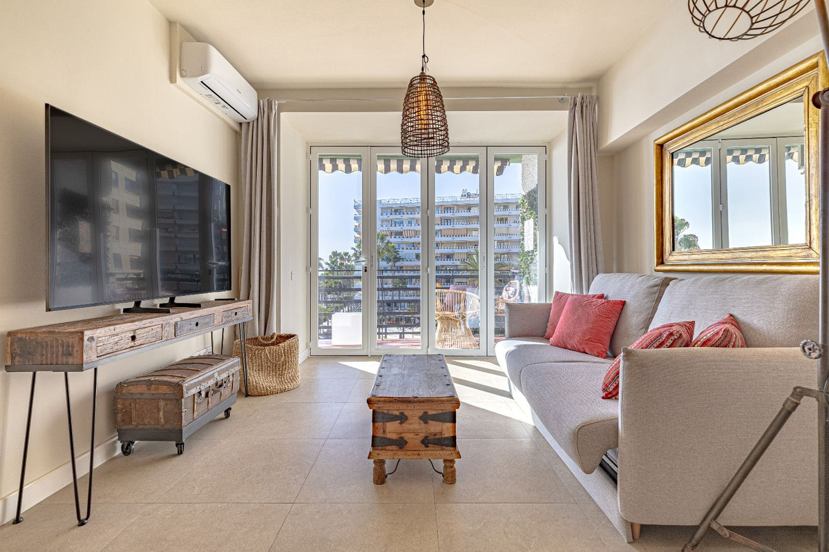 Se vende Apartamento Planta Media de 1 dormitorios en Costa Del Sol, Málaga, España