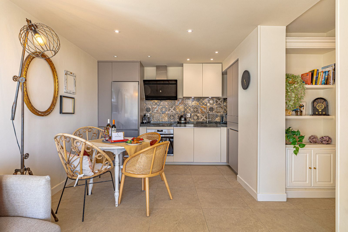 Se vende Apartamento Planta Media de 1 dormitorios en Costa Del Sol, Málaga, España