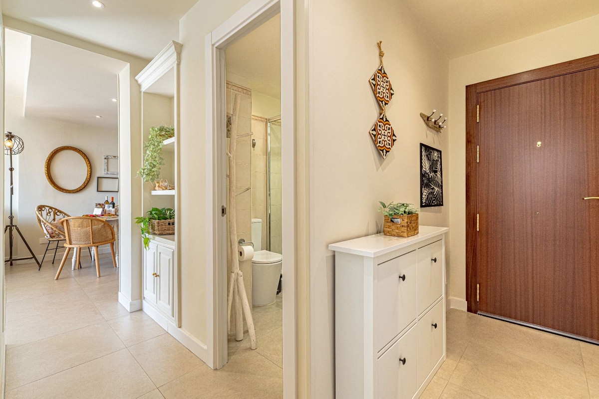 Se vende Apartamento Planta Media de 1 dormitorios en Costa Del Sol, Málaga, España