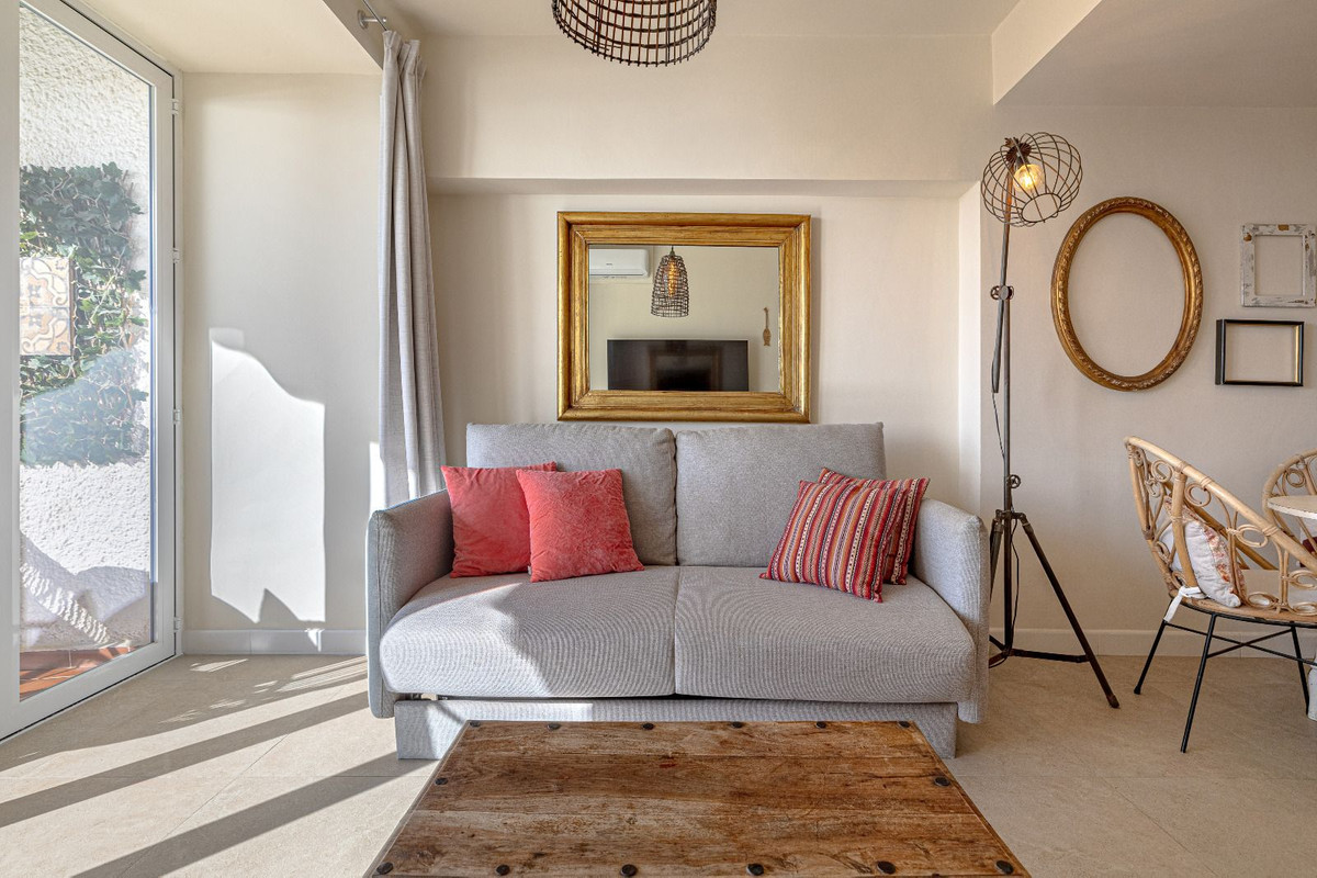 Se vende Apartamento Planta Media de 1 dormitorios en Costa Del Sol, Málaga, España