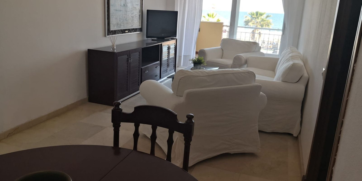 3 Bed Apartment for sale in Fuengirola Costa Del Sol, Málaga, Spain
