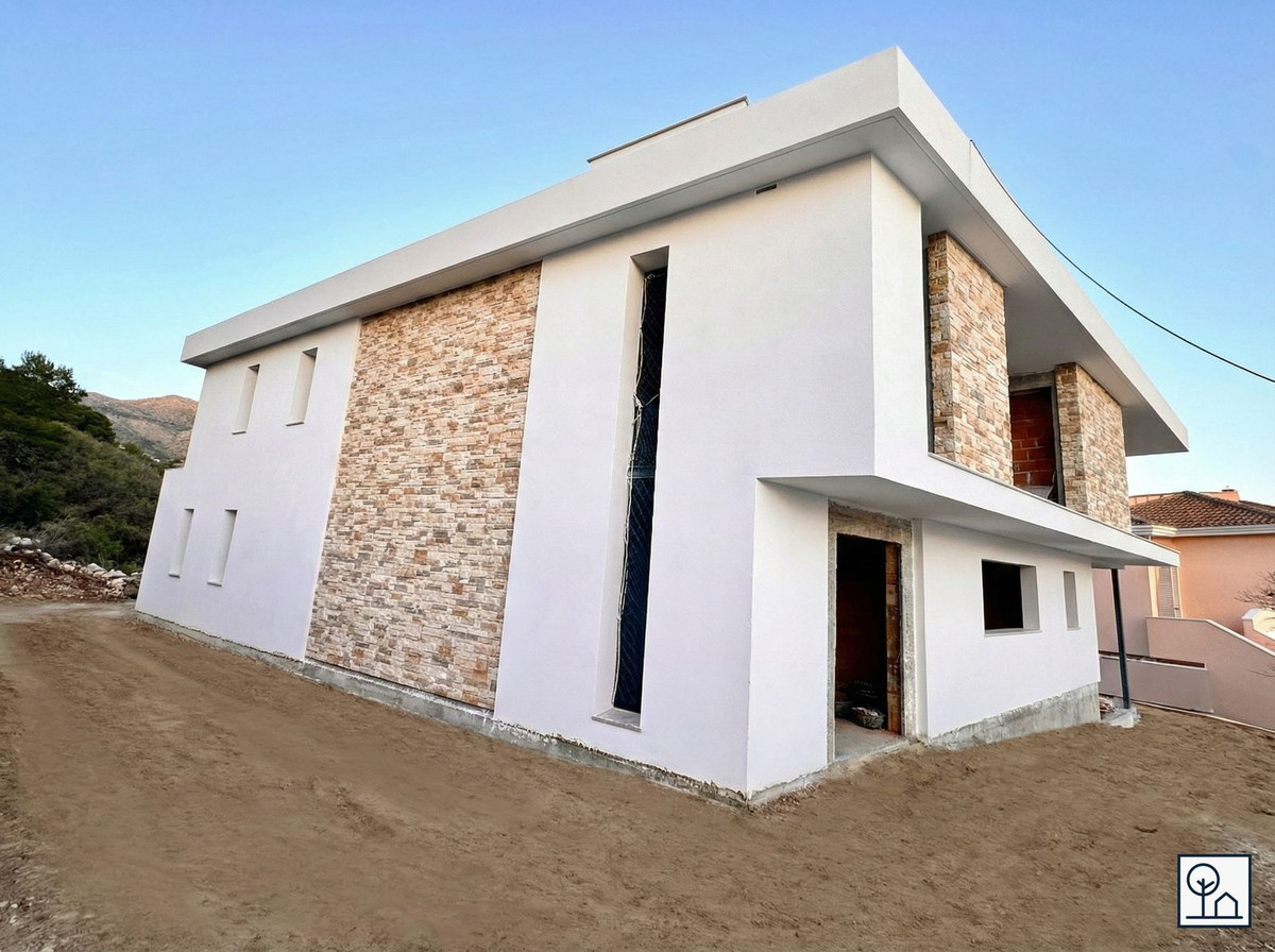 4 Bed Townhouse for sale in Mijas Costa Del Sol, Málaga, Spain