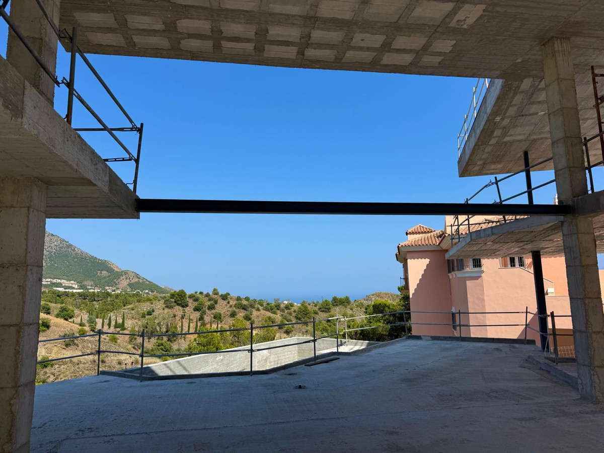 4 Bed Townhouse for sale in Mijas Costa Del Sol, Málaga, Spain