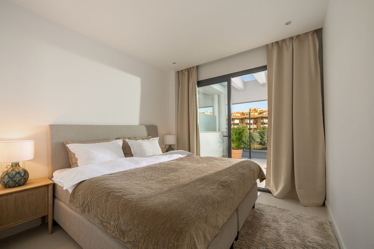 Se vende Apartamento Planta Baja de 2 dormitorios en Costa Del Sol, Málaga, España