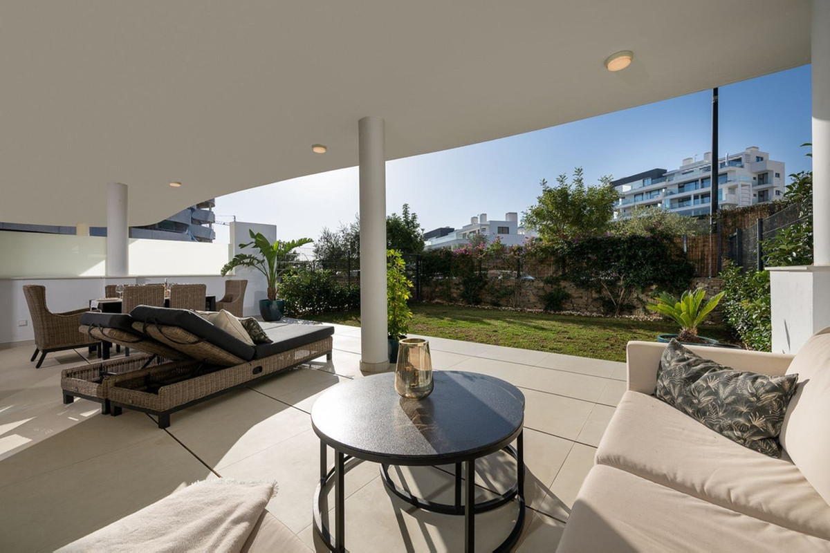Se vende Apartamento Planta Baja de 2 dormitorios en Costa Del Sol, Málaga, España