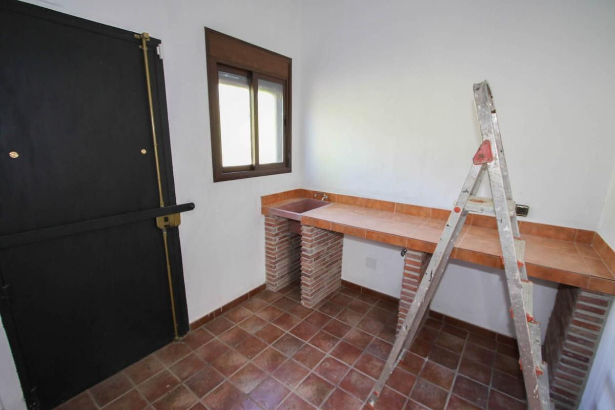 3 Bed Townhouse for sale in Pizarra Costa Del Sol, Málaga, Spain