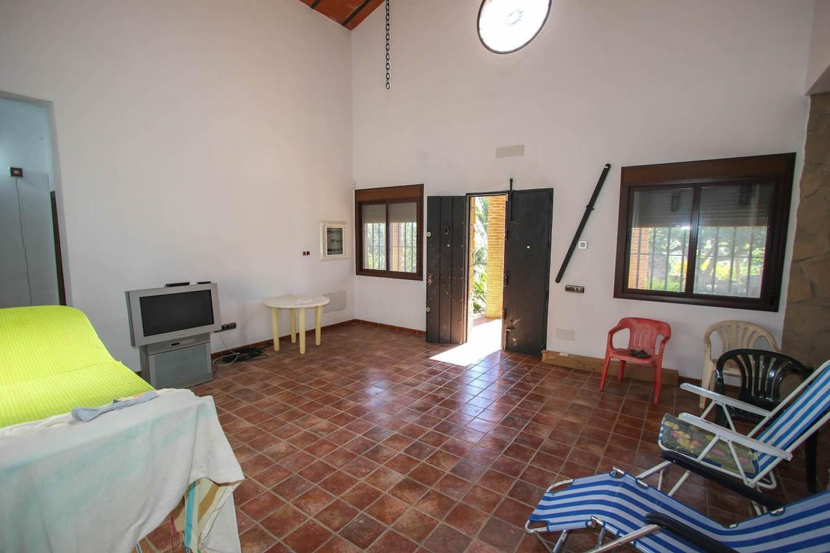 3 Bed Townhouse for sale in Pizarra Costa Del Sol, Málaga, Spain