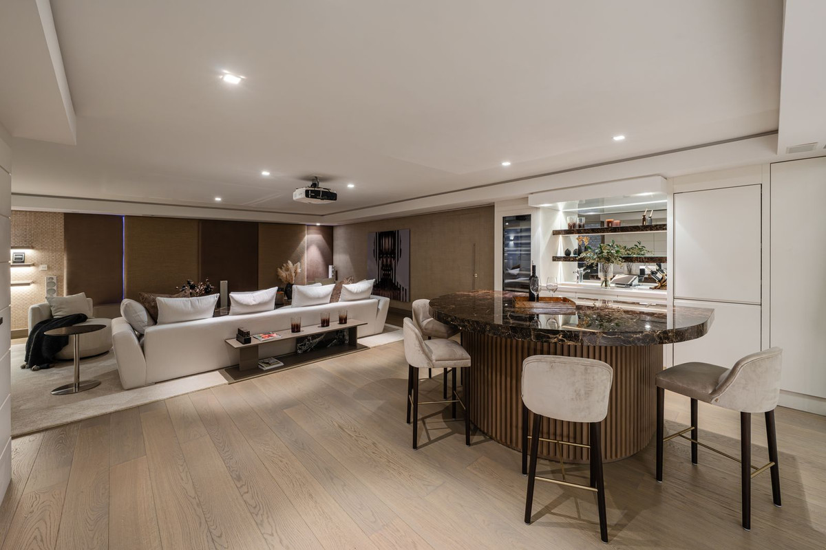 4 Bed Townhouse for sale in Marbella Costa Del Sol, Málaga, Spain