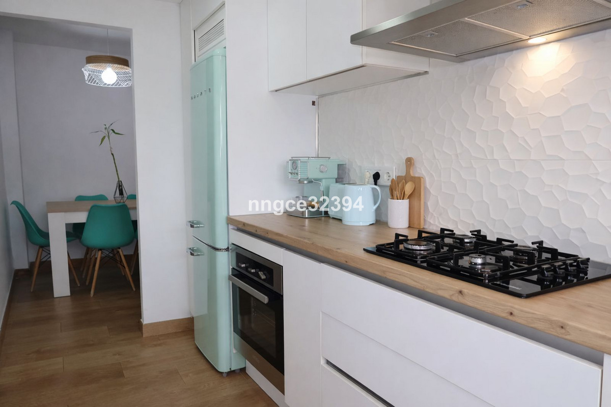 Se vende Apartamento Planta Media de 3 dormitorios en Costa Del Sol, Málaga, España