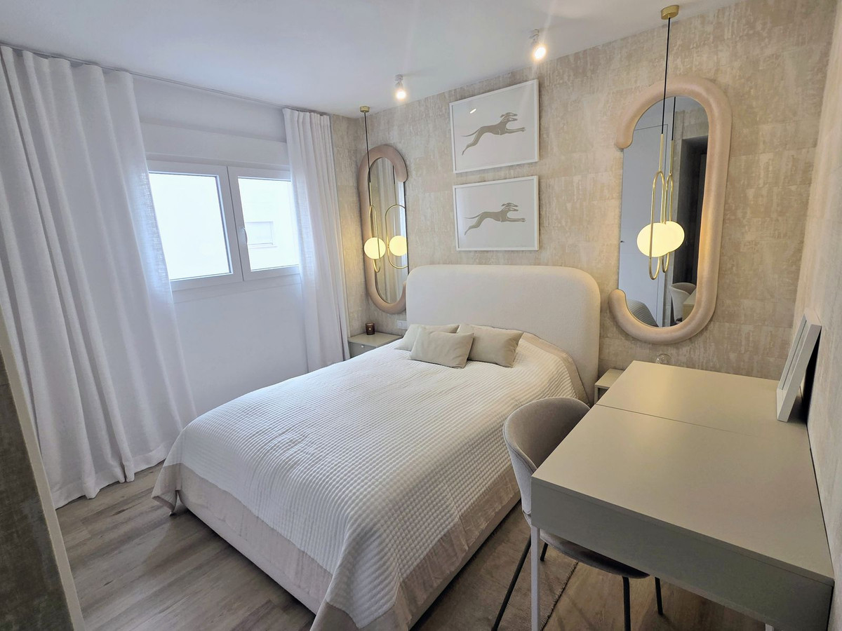 Se vende Apartamento Planta Media de 3 dormitorios en Costa Del Sol, Málaga, España