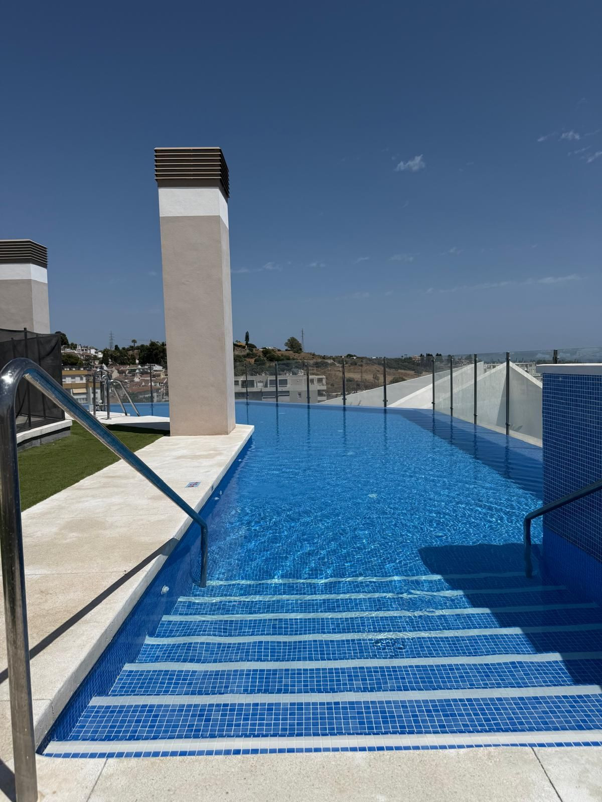 Se vende Apartamento Planta Media de 3 dormitorios en Costa Del Sol, Málaga, España