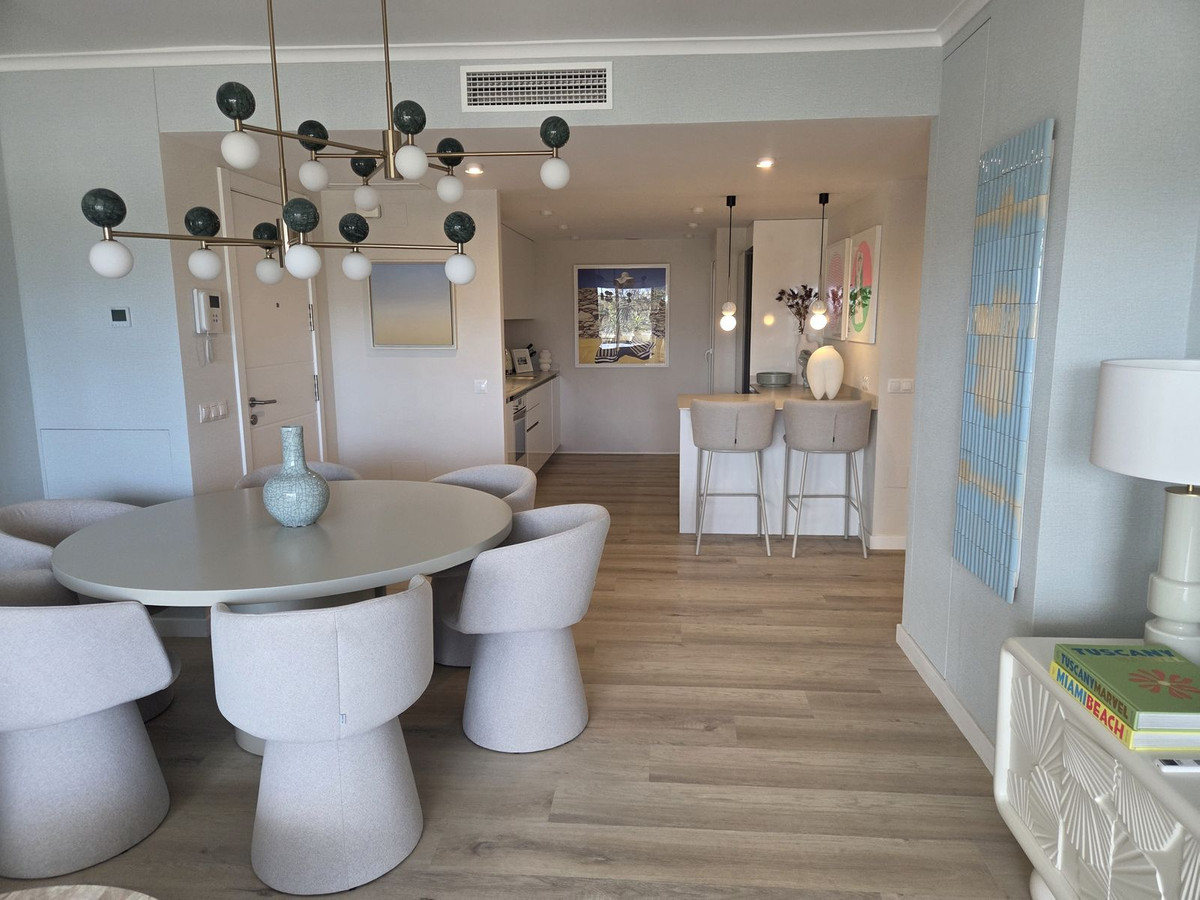 Se vende Apartamento Planta Media de 3 dormitorios en Costa Del Sol, Málaga, España