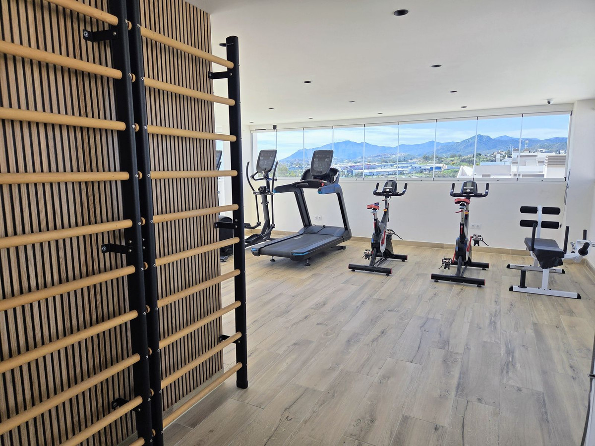 Se vende Apartamento Planta Media de 3 dormitorios en Costa Del Sol, Málaga, España