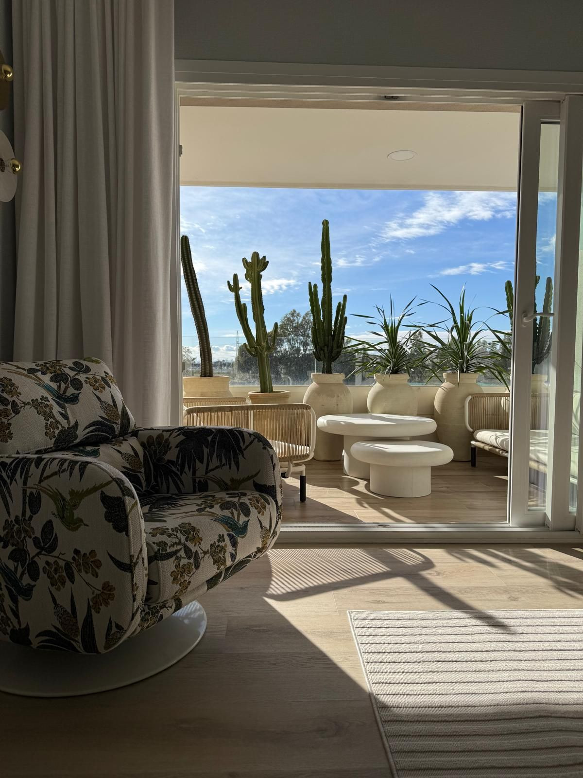 Se vende Apartamento Planta Media de 3 dormitorios en Costa Del Sol, Málaga, España