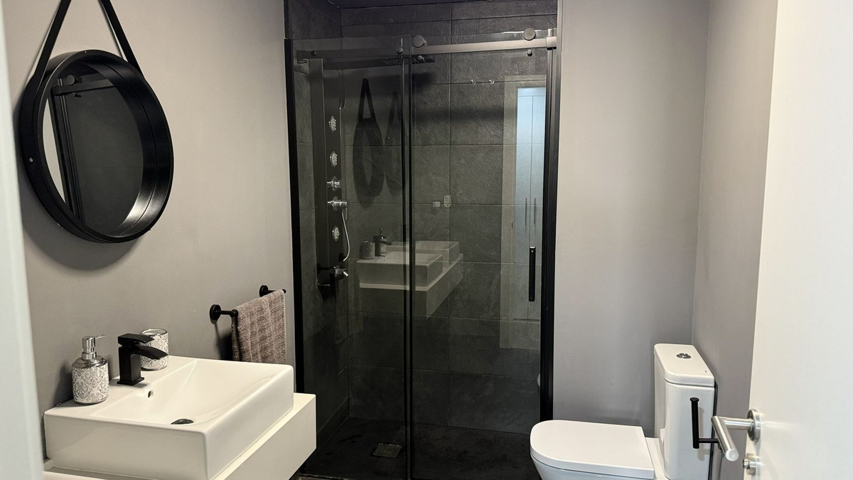 Se vende Apartamento Planta Baja de 2 dormitorios en Costa Del Sol, Málaga, España
