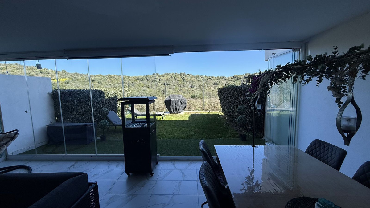 Se vende Apartamento Planta Baja de 2 dormitorios en Costa Del Sol, Málaga, España