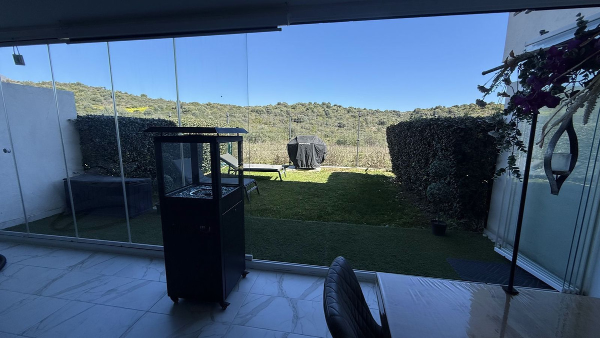 Se vende Apartamento Planta Baja de 2 dormitorios en Costa Del Sol, Málaga, España