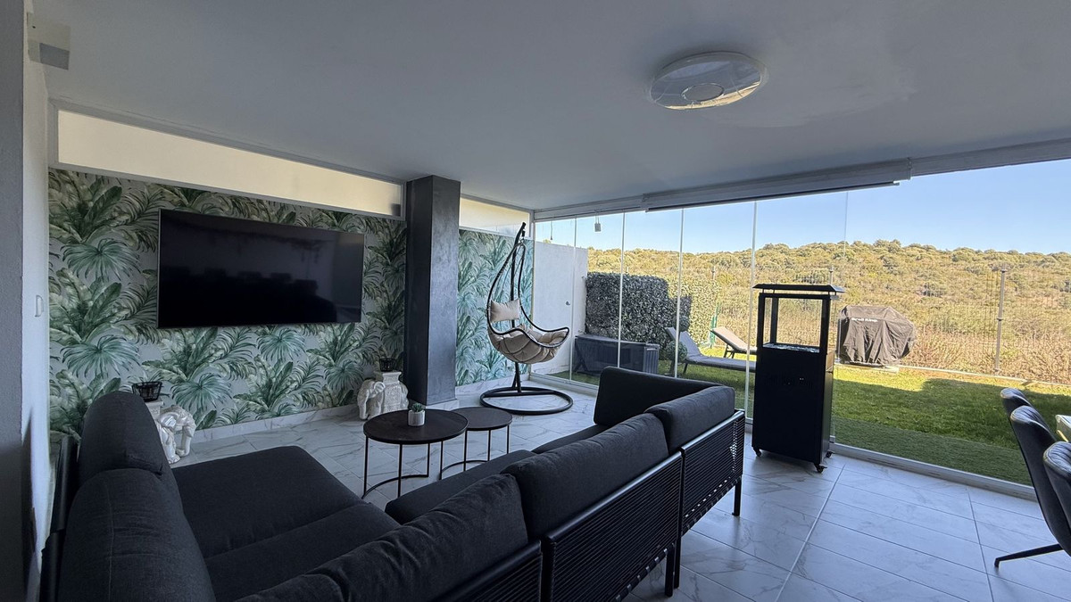 Se vende Apartamento Planta Baja de 2 dormitorios en Costa Del Sol, Málaga, España
