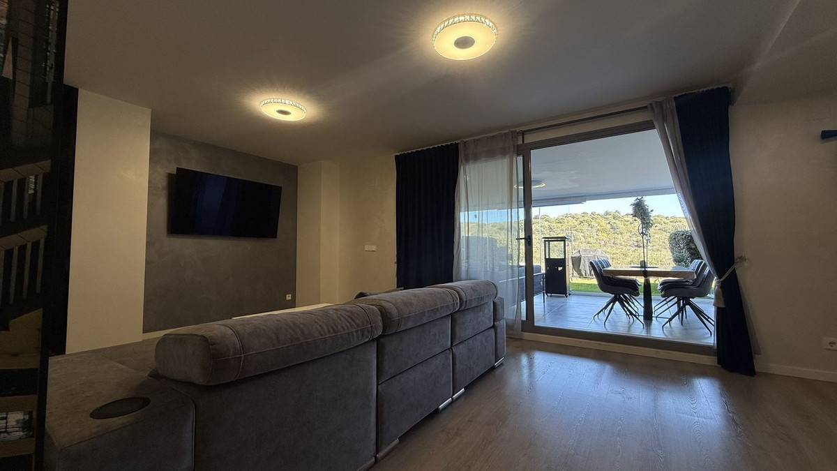 Se vende Apartamento Planta Baja de 2 dormitorios en Costa Del Sol, Málaga, España