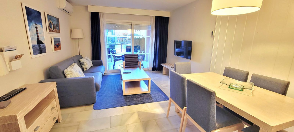 2 Bed Apartment for sale in Calahonda Costa Del Sol, Málaga, Spain
