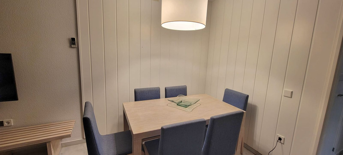 2 Bed Apartment for sale in Calahonda Costa Del Sol, Málaga, Spain