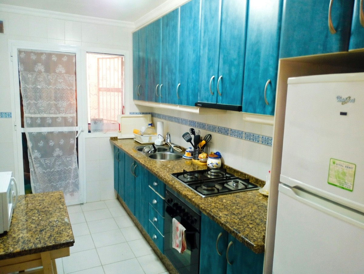 Se vende Apartamento Planta Media de 3 dormitorios en Costa Del Sol, Málaga, España