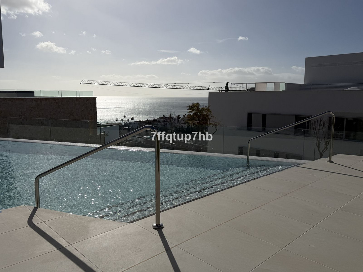 2 Bed Apartment for sale in Estepona Costa Del Sol, Málaga, Spain