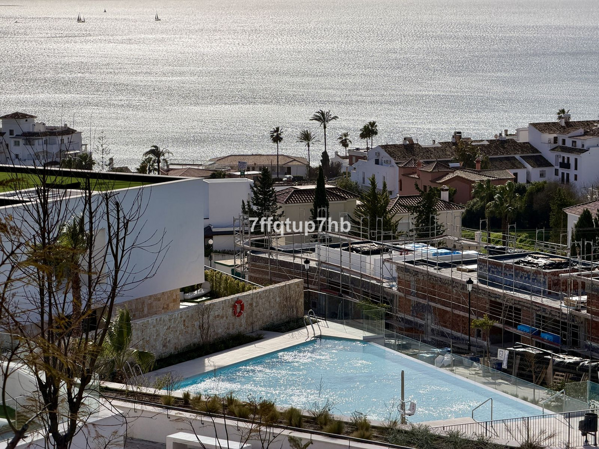 2 Bed Apartment for sale in Estepona Costa Del Sol, Málaga, Spain