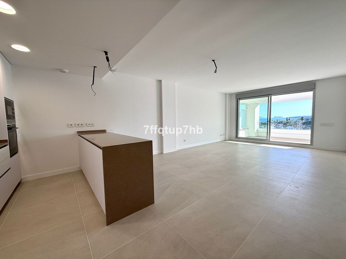 2 Bed Apartment for sale in Estepona Costa Del Sol, Málaga, Spain