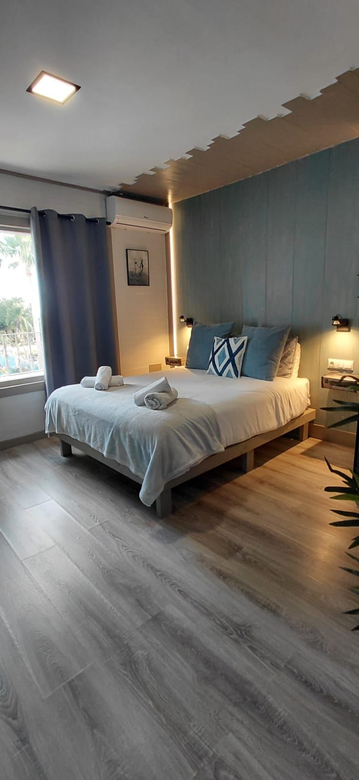 12 Bed Townhouse for sale in Marbella Costa Del Sol, Málaga, Spain