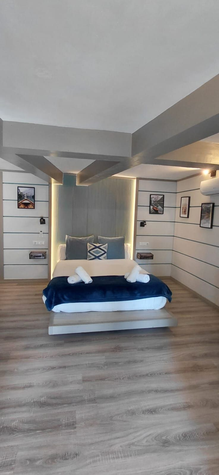 12 Bed Townhouse for sale in Marbella Costa Del Sol, Málaga, Spain