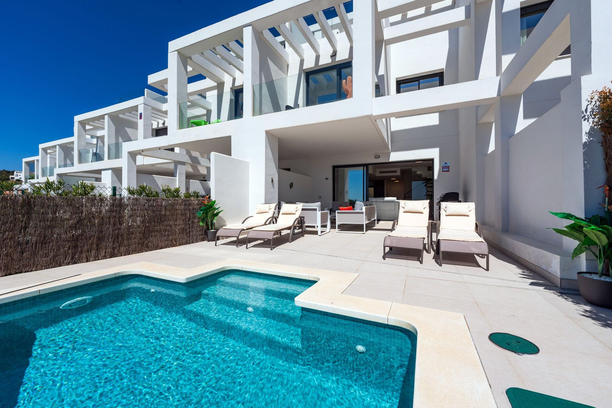 4 Bed Townhouse for sale in Manilva Costa Del Sol, Málaga, Spain