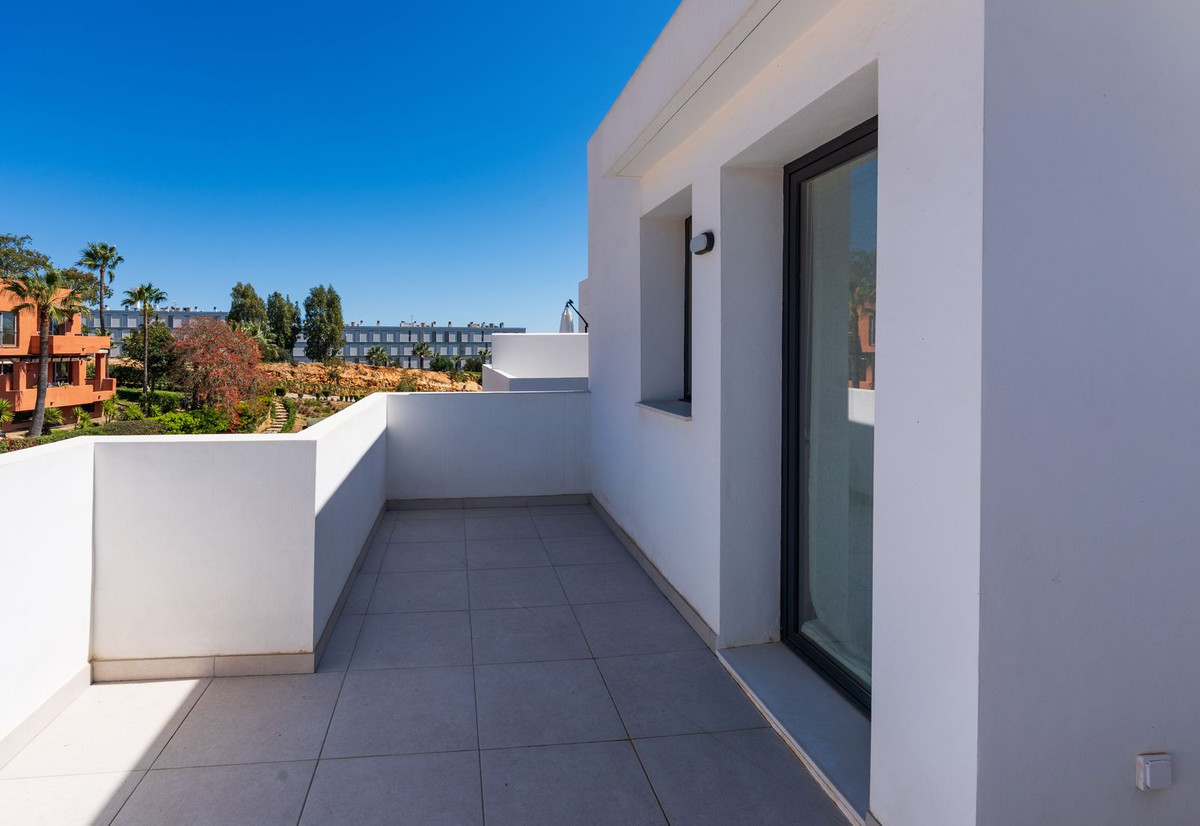 4 Bed Townhouse for sale in Manilva Costa Del Sol, Málaga, Spain