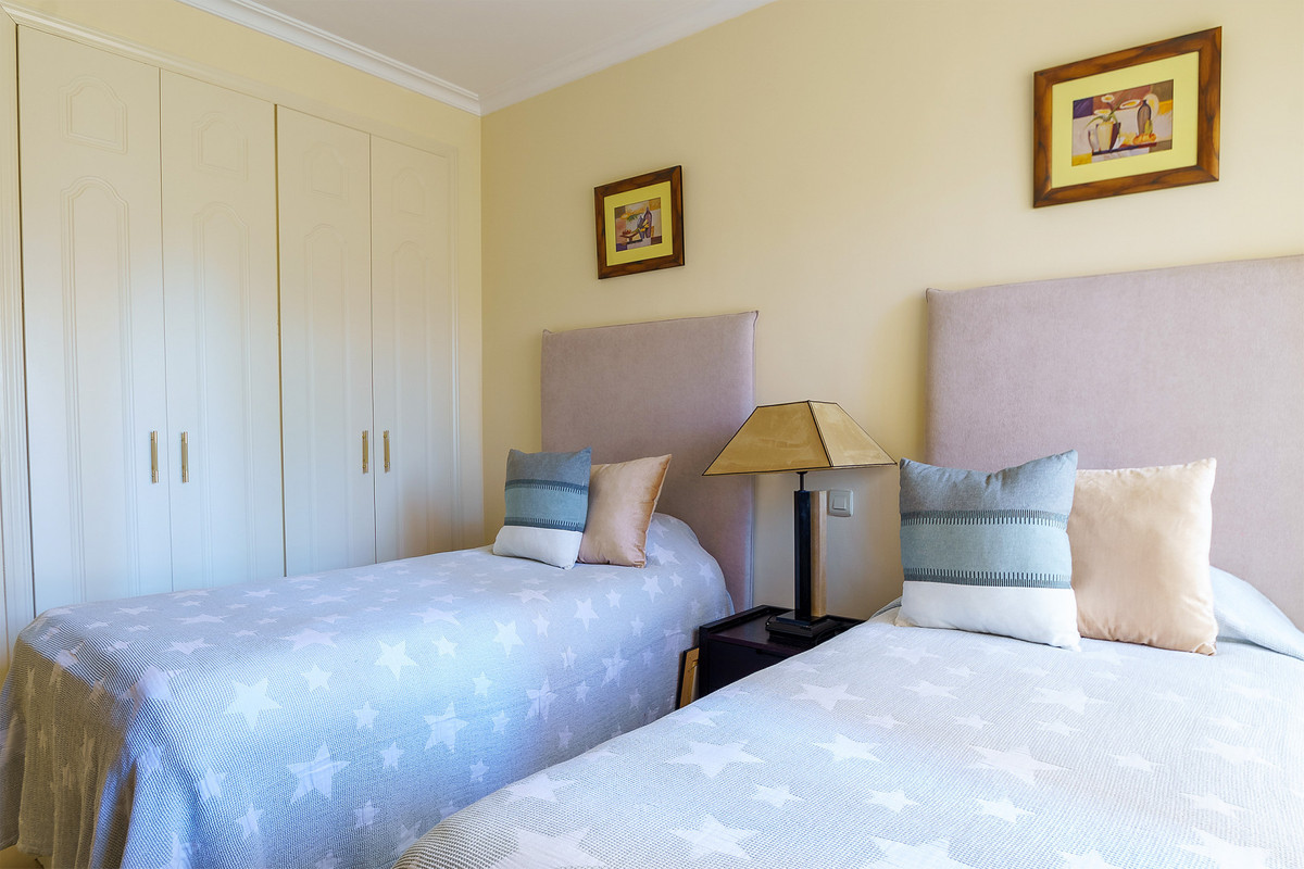 2 Bed Apartment for sale in Puerto Banús Costa Del Sol, Málaga, Spain