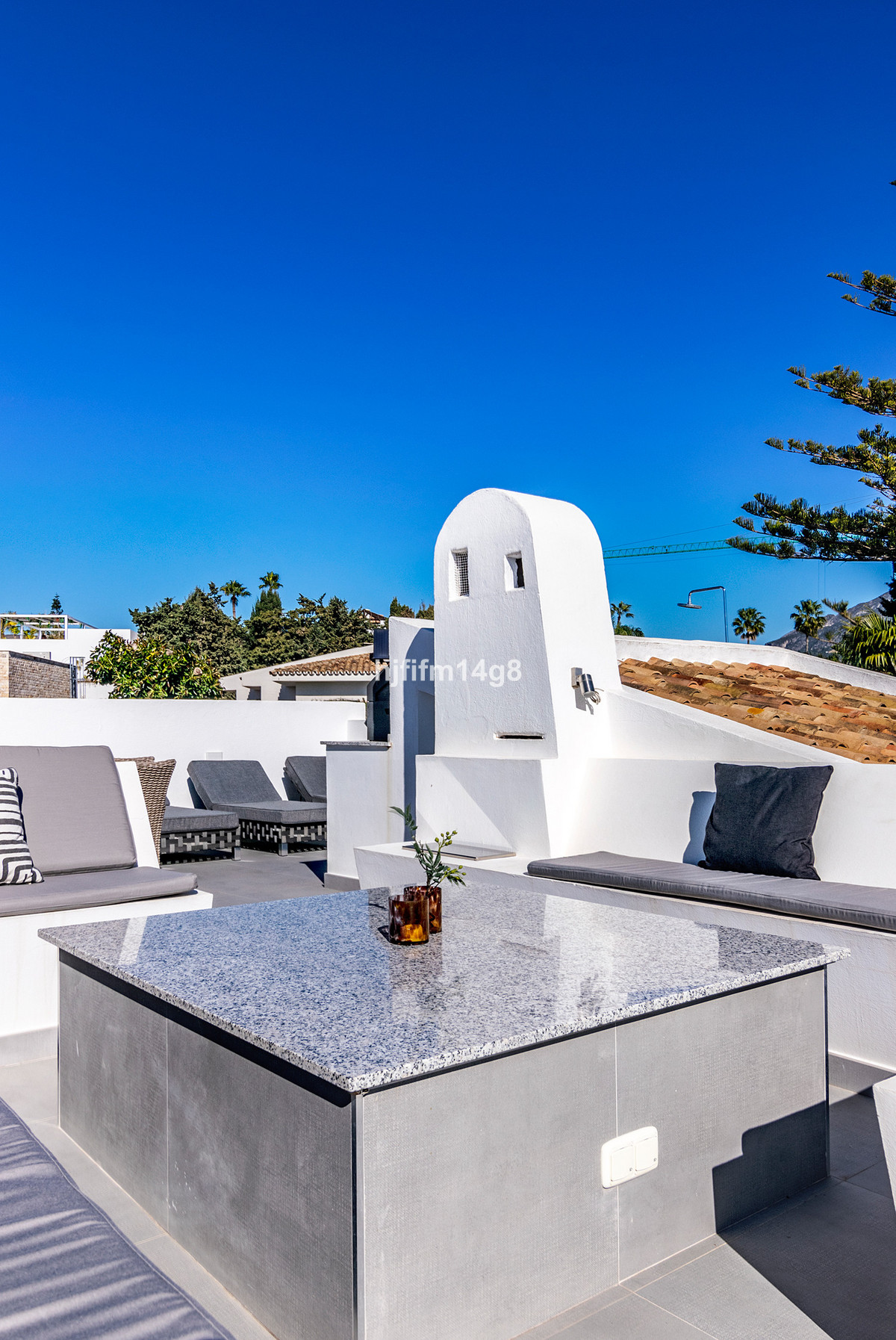 3 Bed Apartment for sale in Nueva Andalucía Costa Del Sol, Málaga, Spain