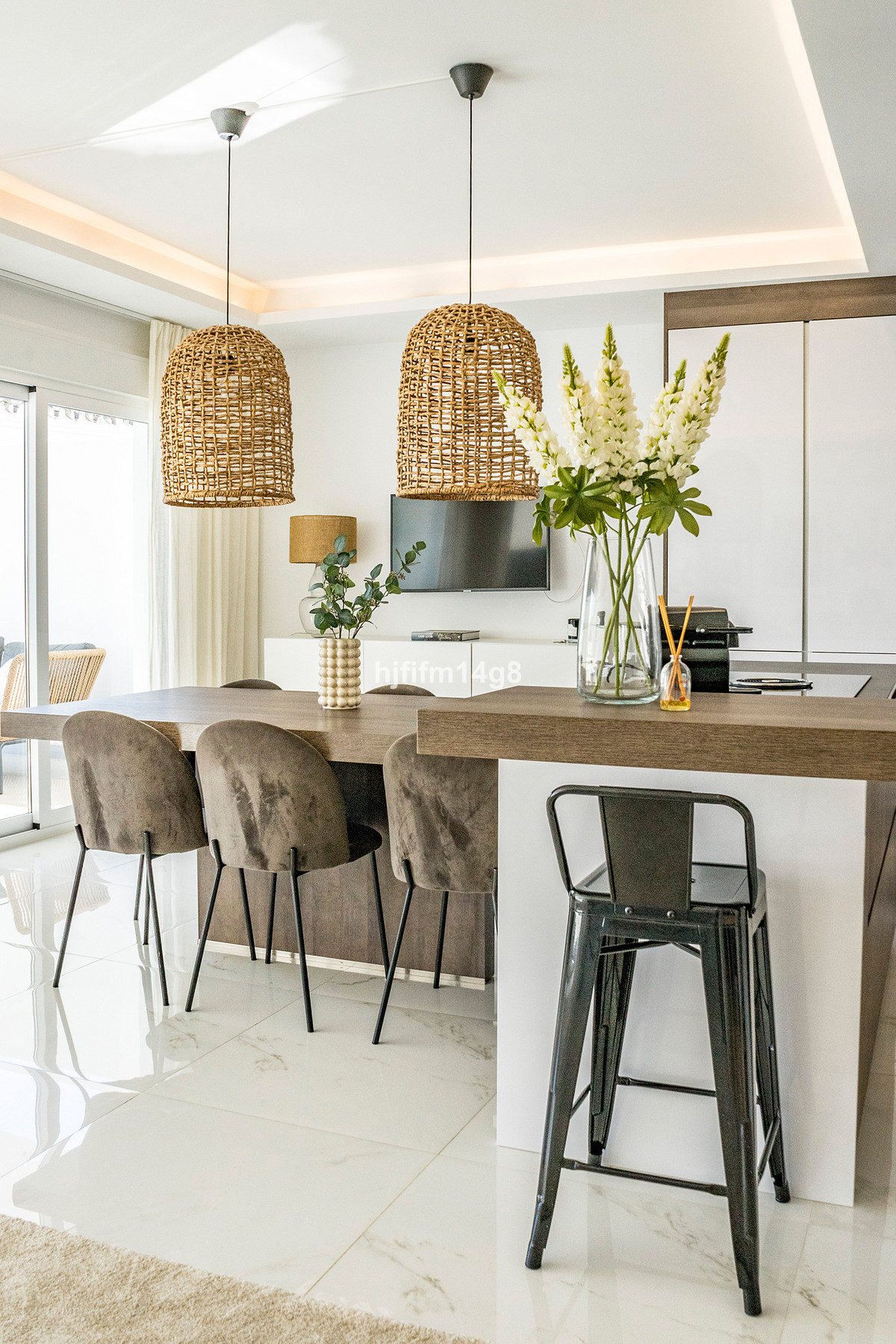 3 Bed Apartment for sale in Nueva Andalucía Costa Del Sol, Málaga, Spain