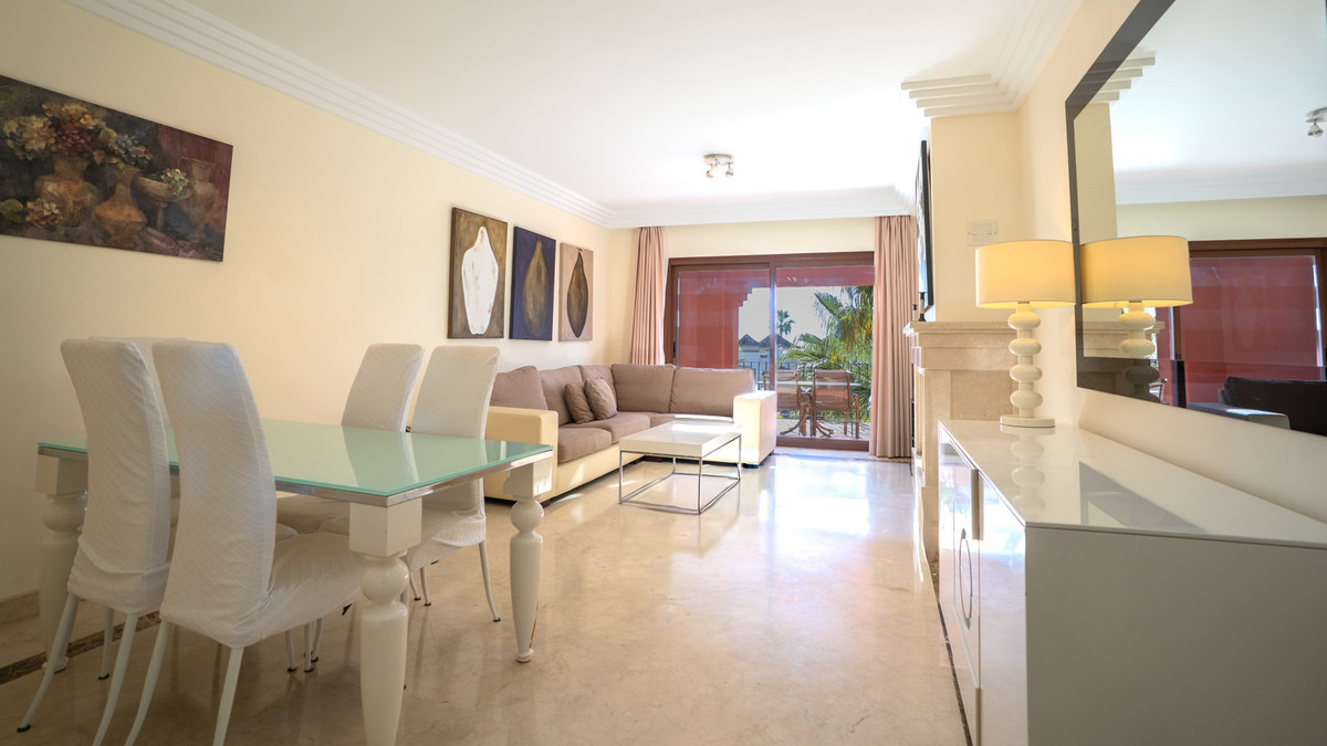 2 Bed Apartment for sale in Puerto Banús Costa Del Sol, Málaga, Spain