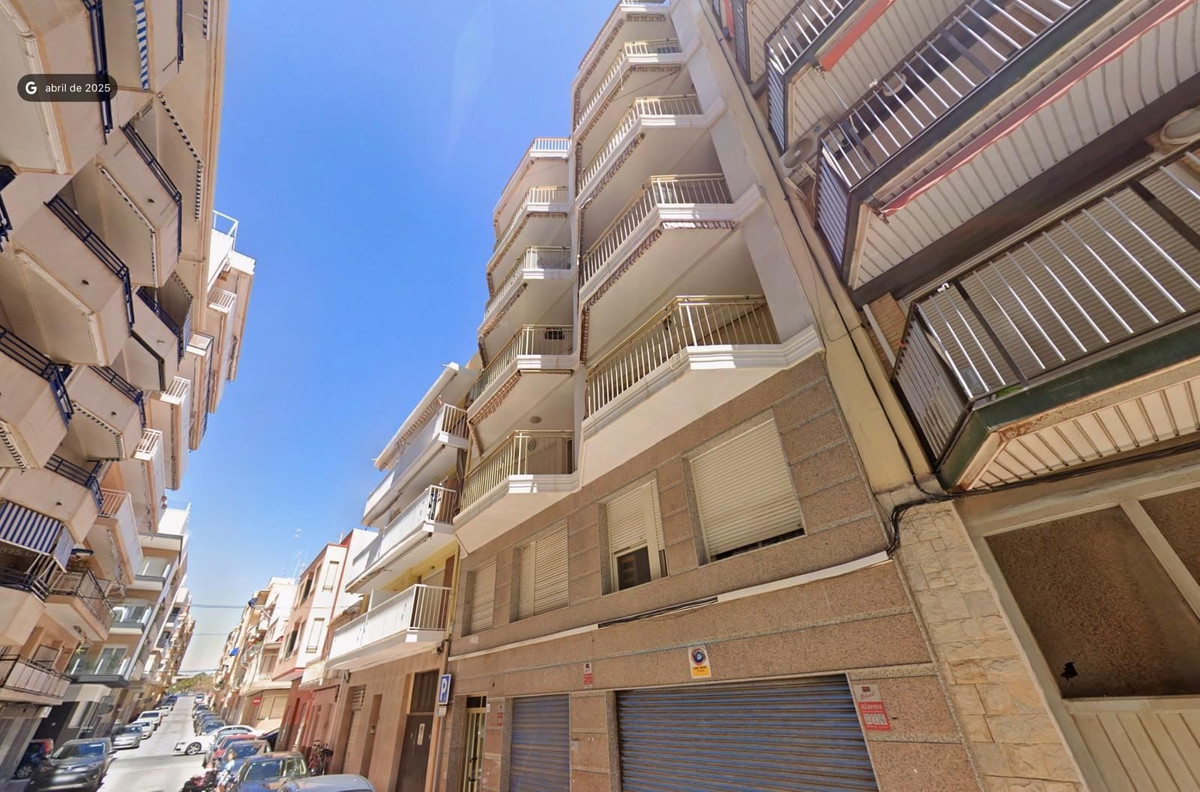 3 Bed Apartment for sale in Santa Pola Costa Blanca, Alicante, Spain