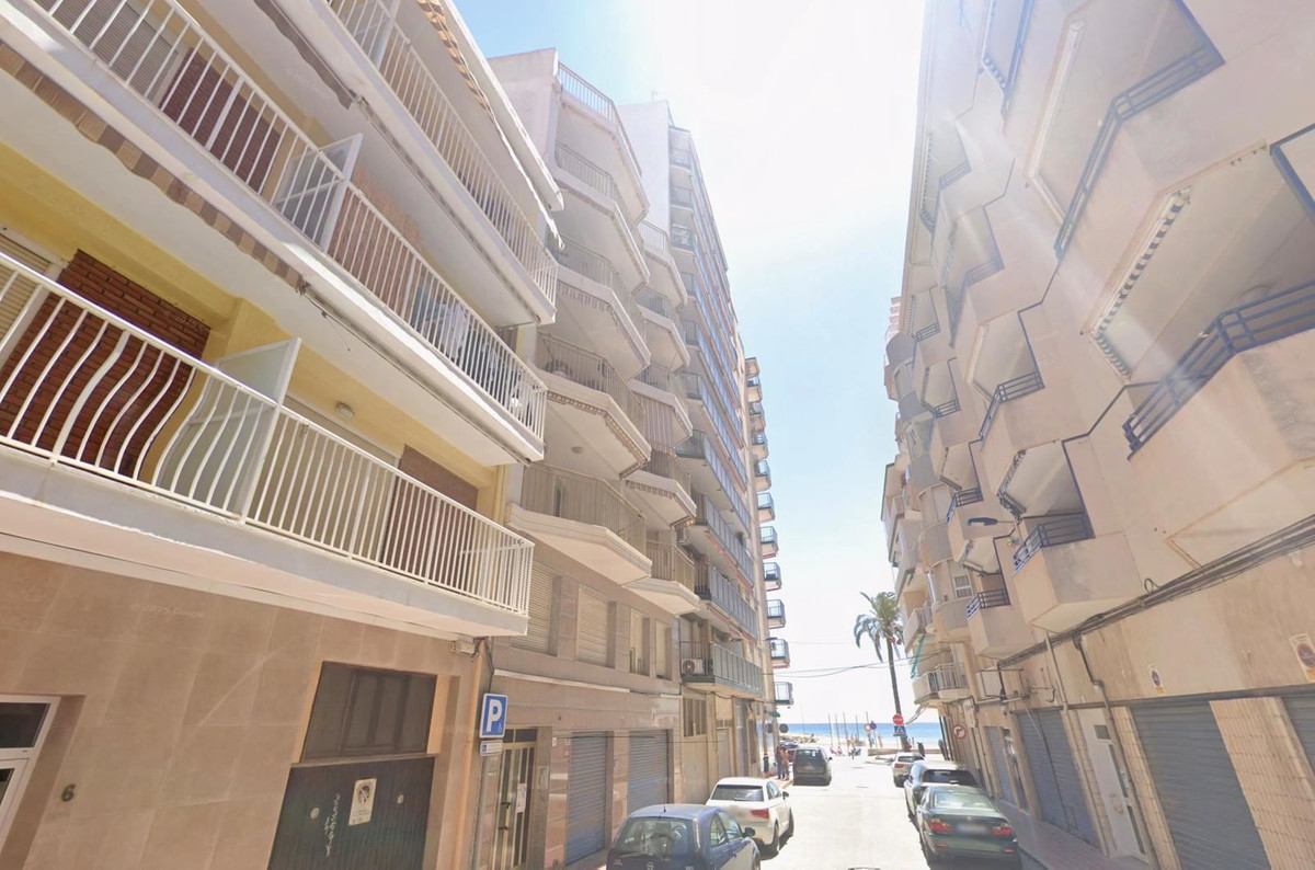 3 Bed Apartment for sale in Santa Pola Costa Blanca, Alicante, Spain