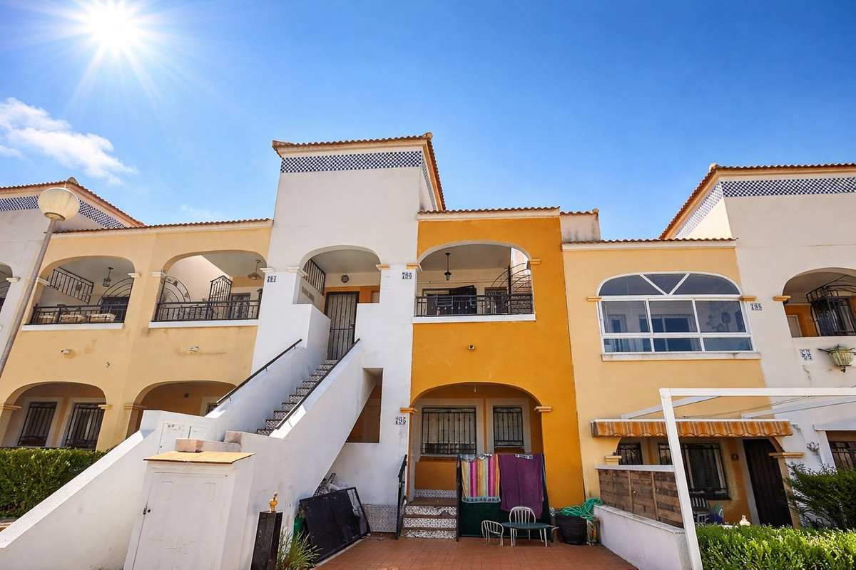 2 Bed Apartment for sale in Los Altos Costa Blanca, Alicante, Spain