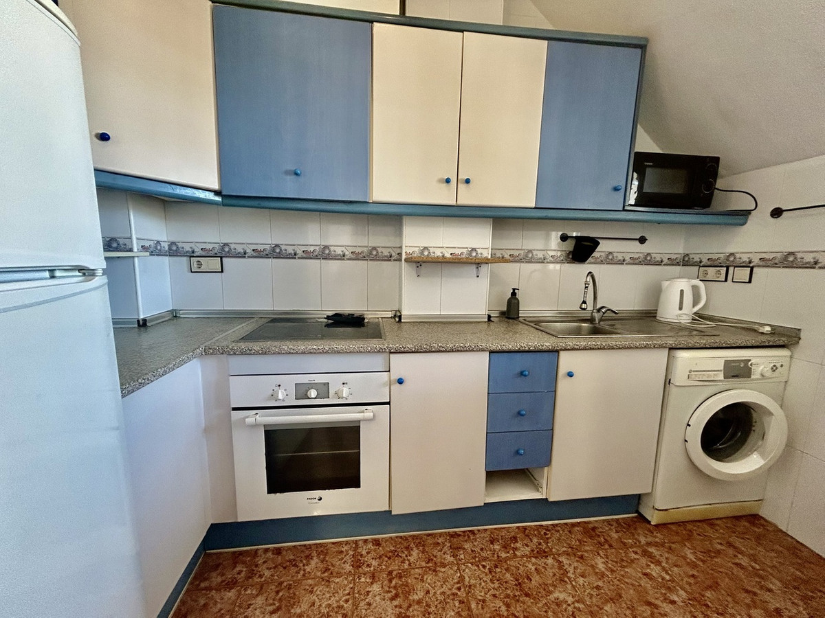 Se vende Apartamento en Planta Última de 2 dormitorios en Costa Blanca, Alicante, España