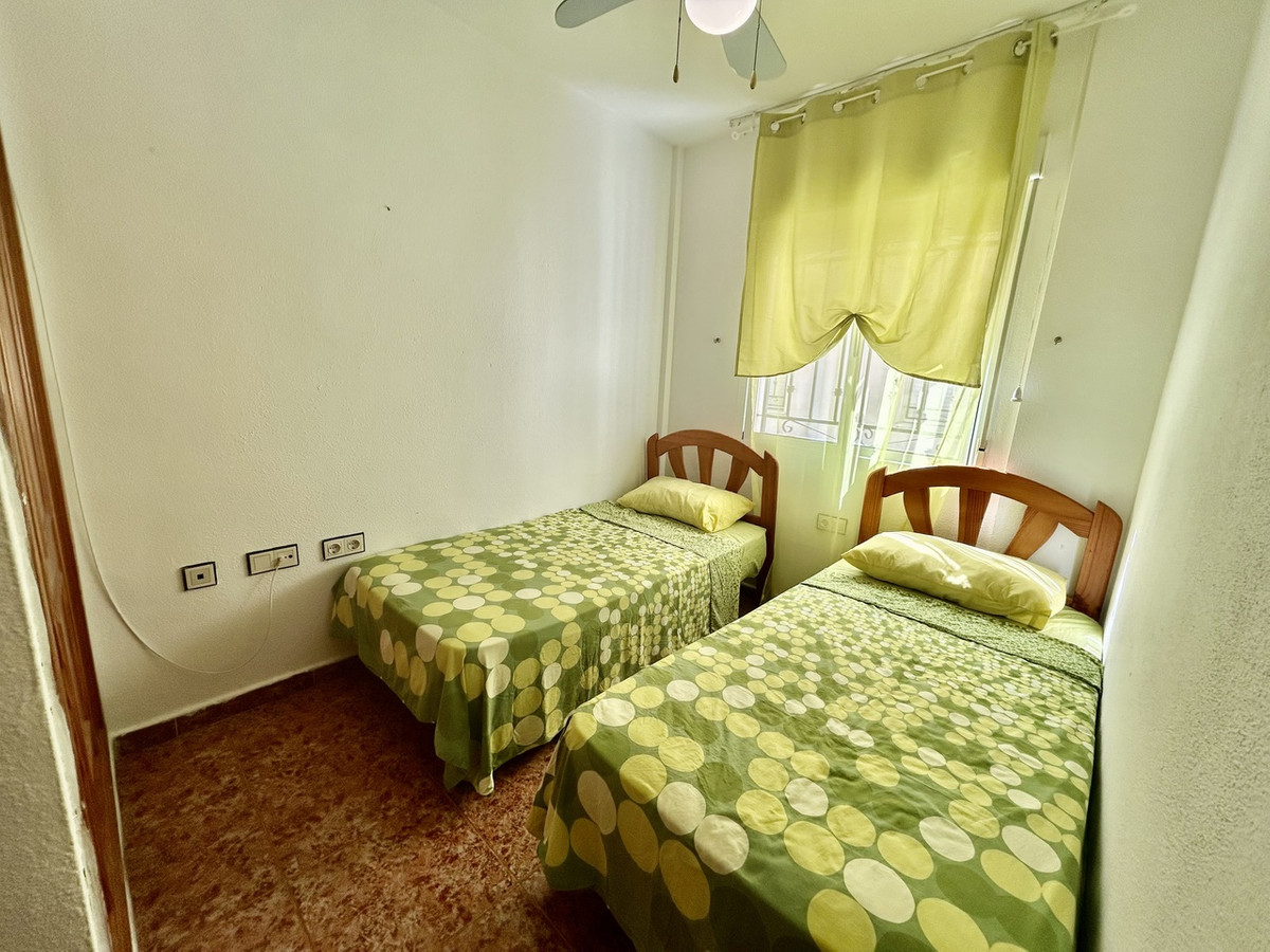 Se vende Apartamento en Planta Última de 2 dormitorios en Costa Blanca, Alicante, España