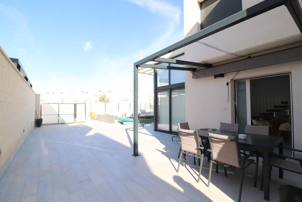 3 Bed Townhouse for sale in Lomas De Cabo Roig Costa Blanca, Alicante, Spain