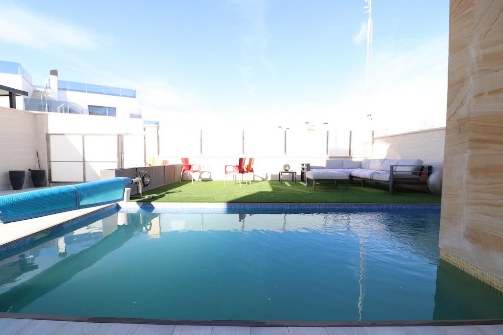 3 Bed Townhouse for sale in Lomas De Cabo Roig Costa Blanca, Alicante, Spain